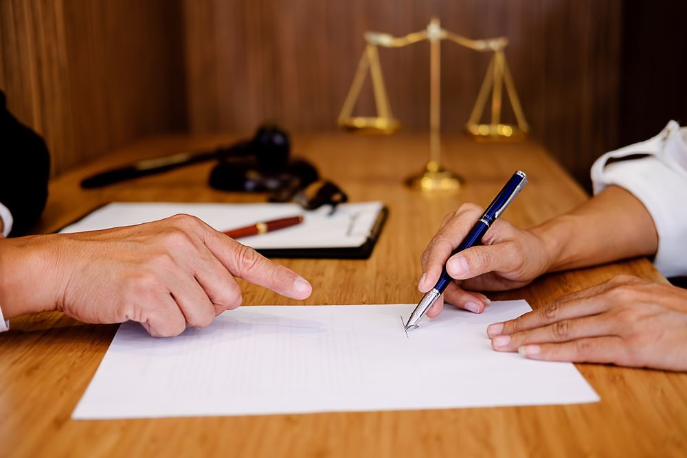 What does Expungement Lawyer do